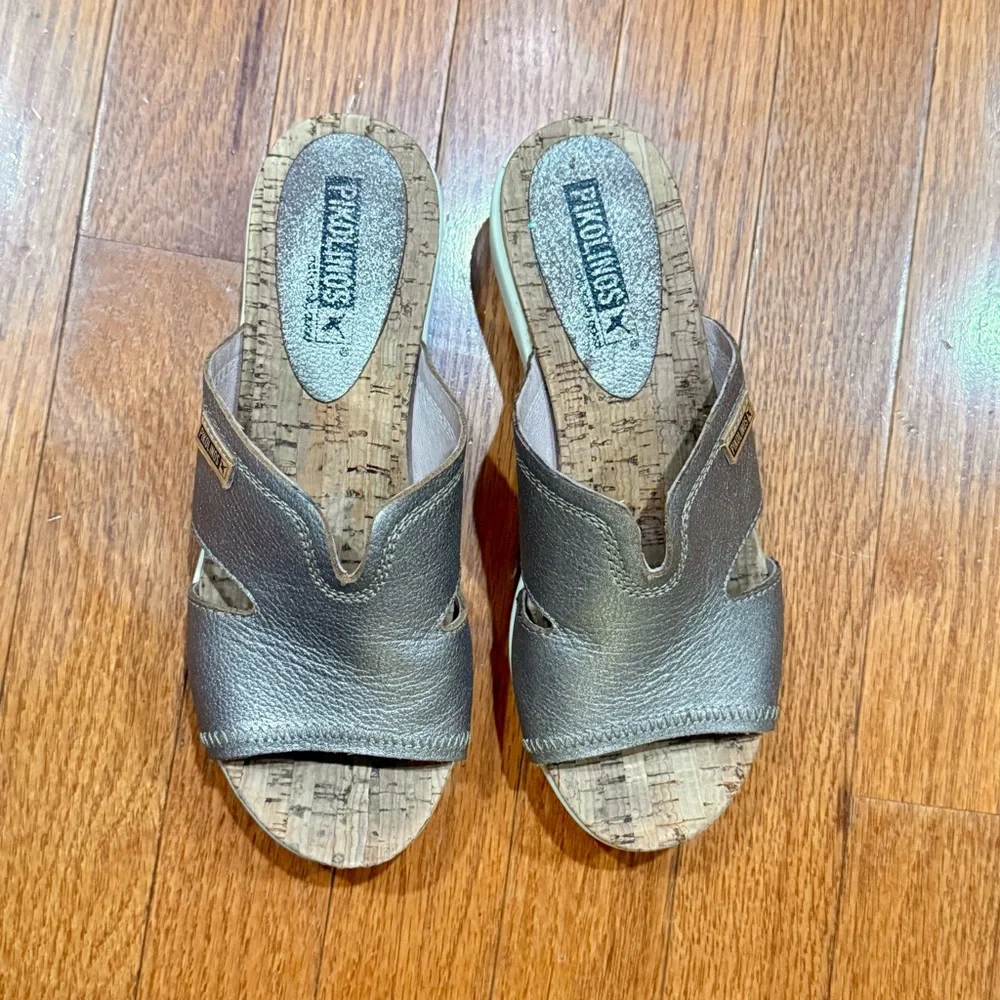 Pikolinos Women’s 35 4-5 Metallic Leather Wedges Slides Sandals Gold Silver Boho - Picture 2 of 12